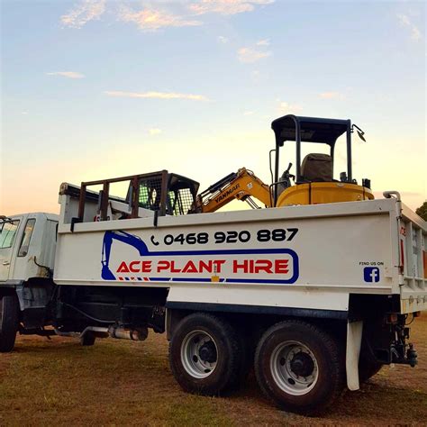 mini excavator hire lincolnshire|mini excavator operator near me.